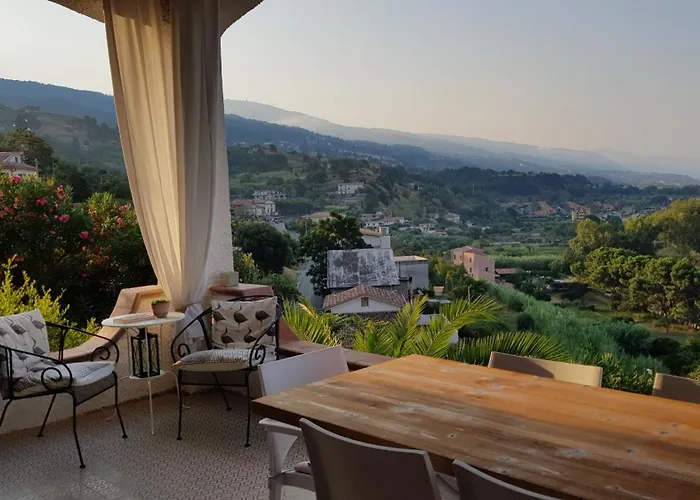 Anna - Ampio Con Terrazza Panoramica Sul Mare